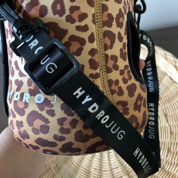 HYDROJUG Pink Half Gallon 73oz Water Bottle With Animal Print Sleeve And Strap - Picture 6 of 10